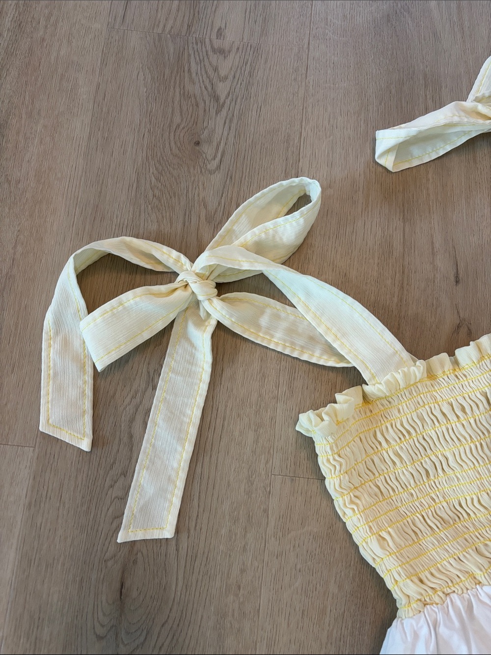 Anthropologie kourt smocked yellow and white dress with bow ties M - Picture 2 of 3